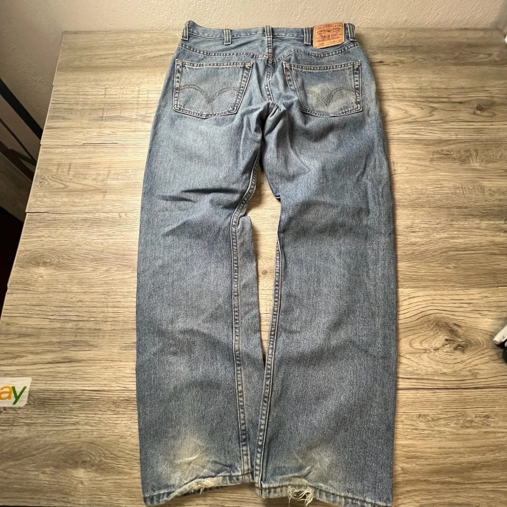 Levis 505 Regular Fit Jeans Mens 38x32 Blue Straight Leg Denim Distressed 052177